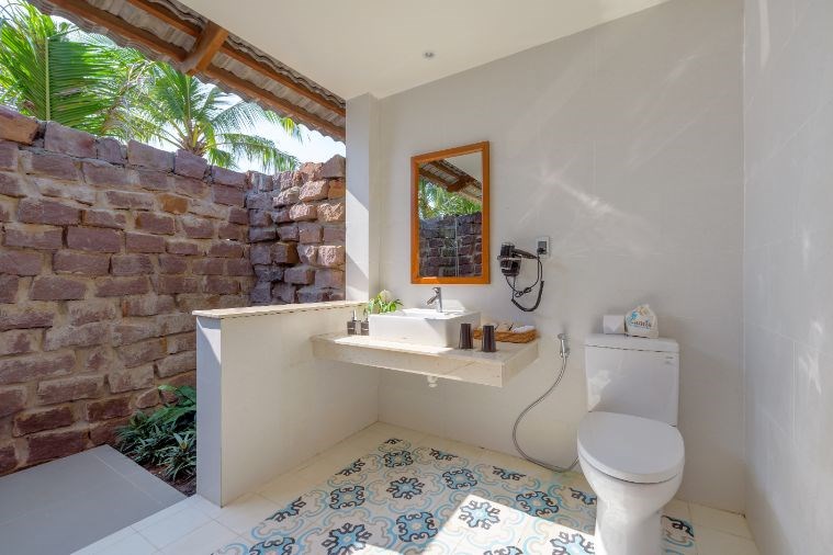 Connecting Deluxe Ocean View